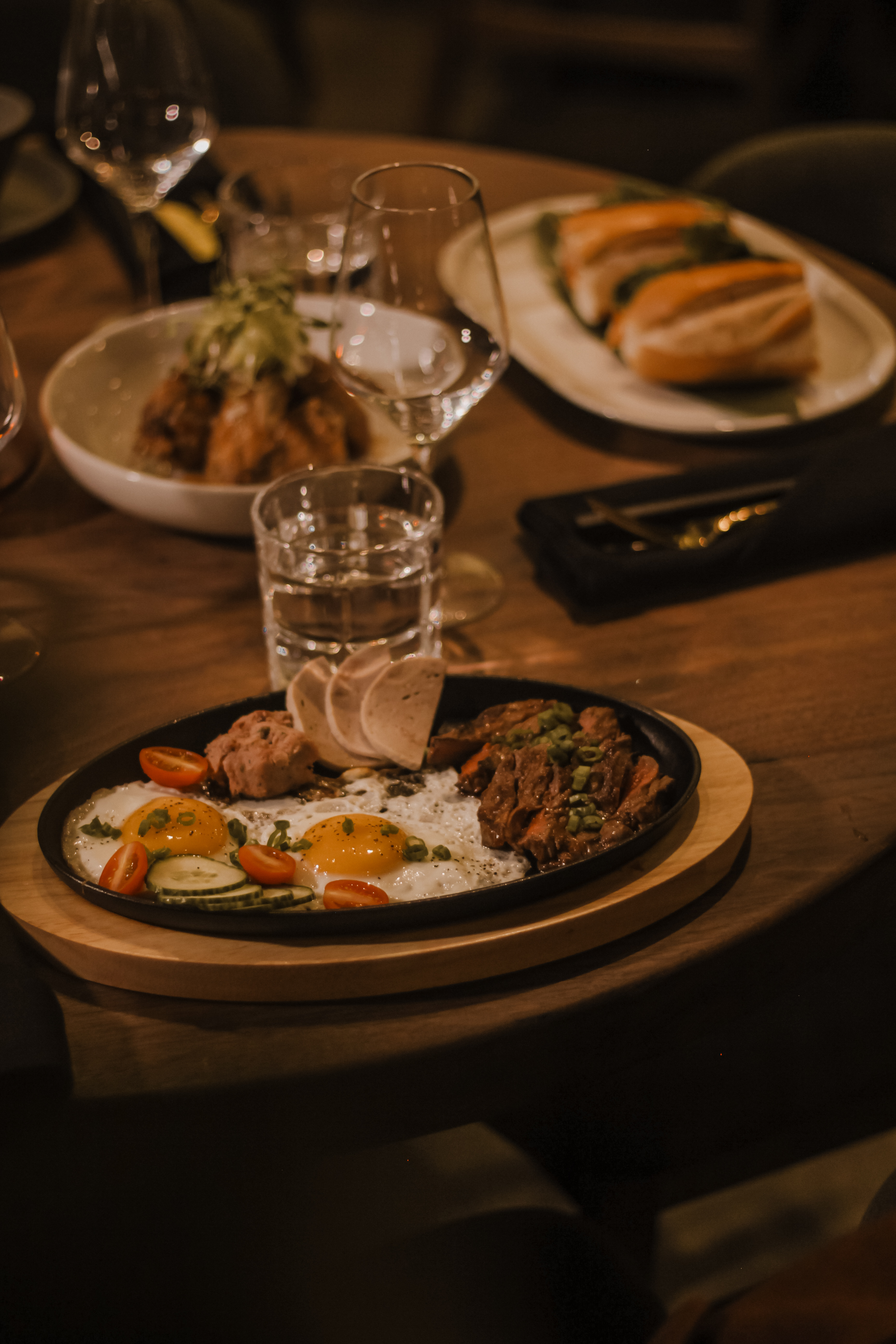 &ldquo;Bo Ne&rdquo; Steak &amp; Eggs