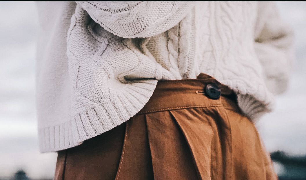 Pants from Meemoza - photo by @artsyvisuals